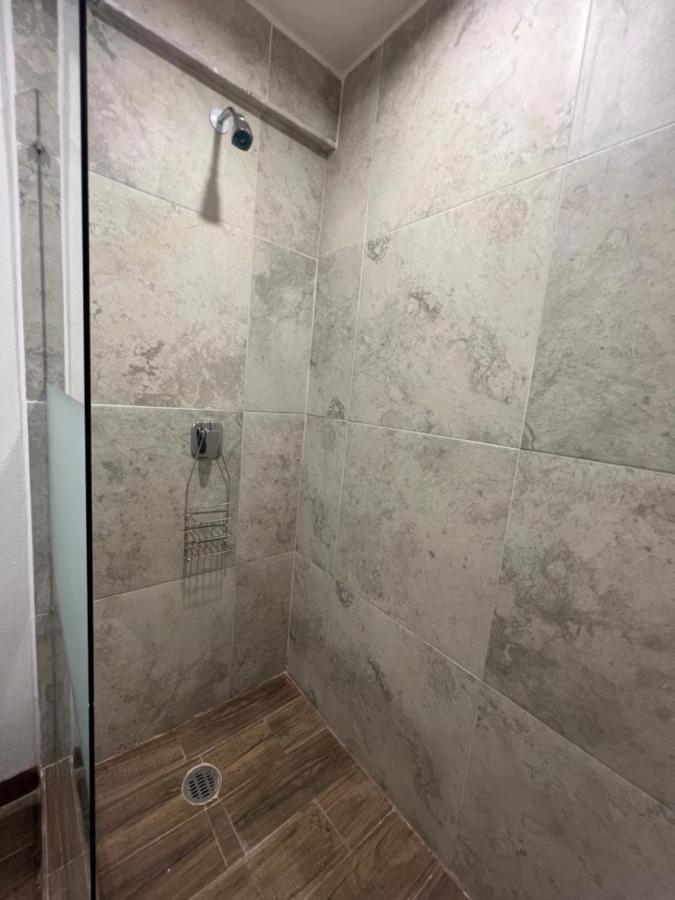 Hotel Tia Flora Leon Ngoại thất bức ảnh