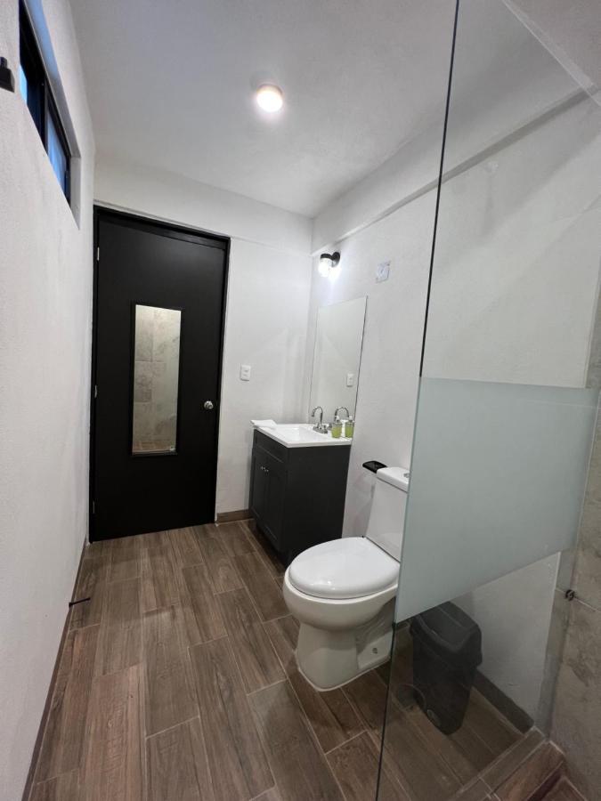 Hotel Tia Flora Leon Ngoại thất bức ảnh