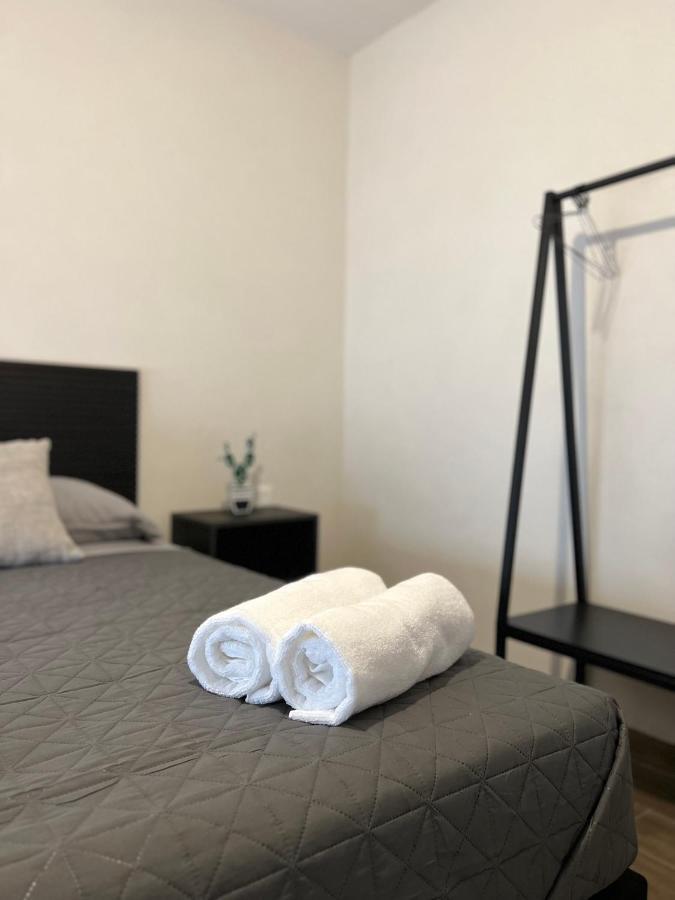 Hotel Tia Flora Leon Ngoại thất bức ảnh